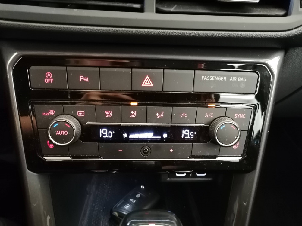 Acheter Volkswagen T-Cross T-Cross 1.0 TSI 110 Start/Stop DSG7 Carat 5p occasion dans les concessions du Groupe Faurie