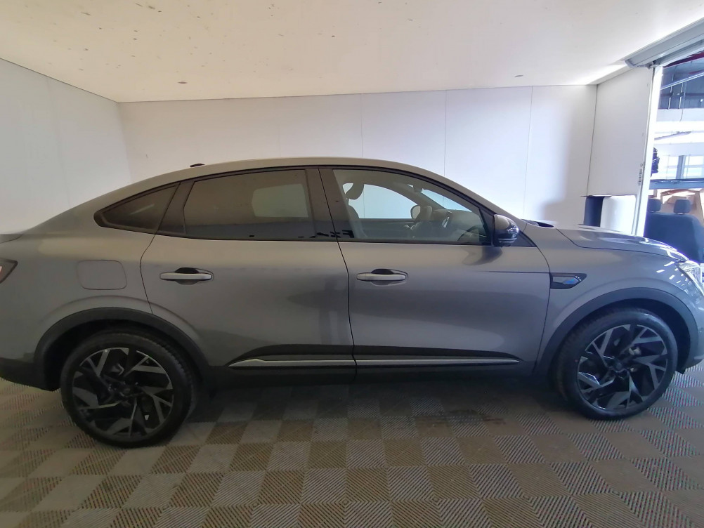 Acheter Renault Arkana Arkana E-Tech full hybrid 145 GSR2 esprit Alpine 5p occasion dans les concessions du Groupe Faurie
