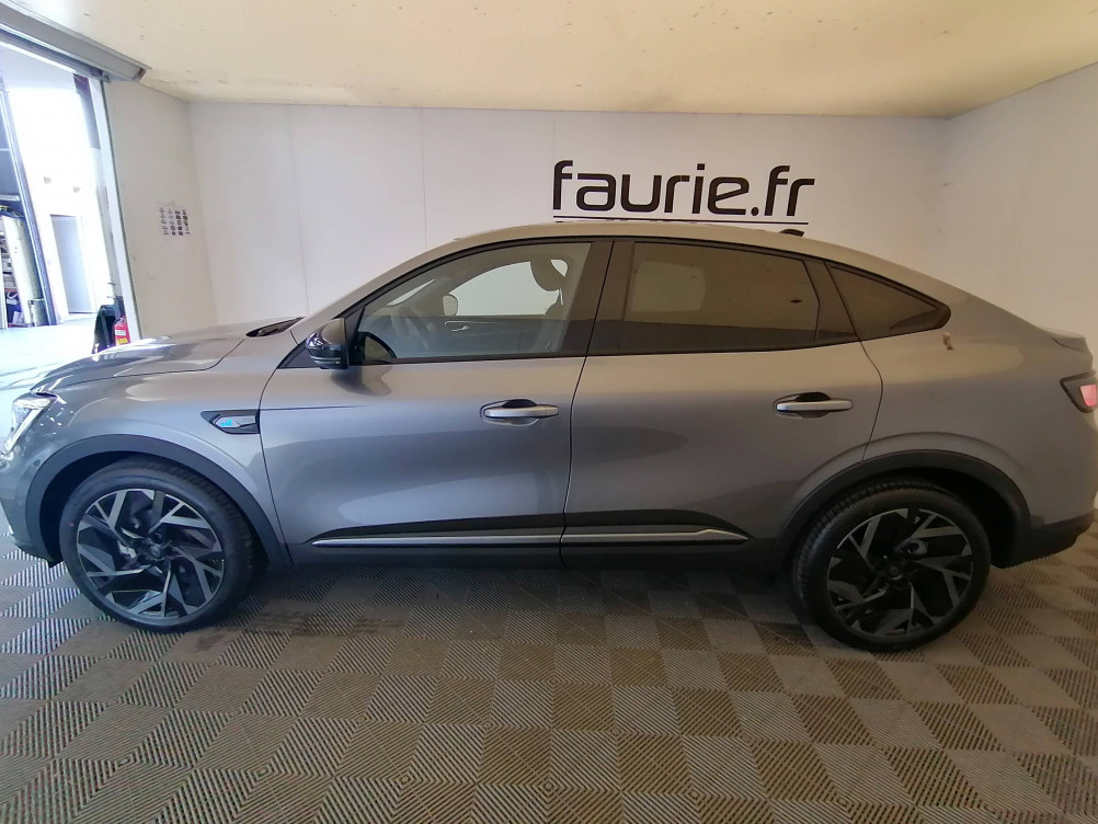 Acheter Renault Arkana Arkana E-Tech full hybrid 145 GSR2 esprit Alpine 5p occasion dans les concessions du Groupe Faurie
