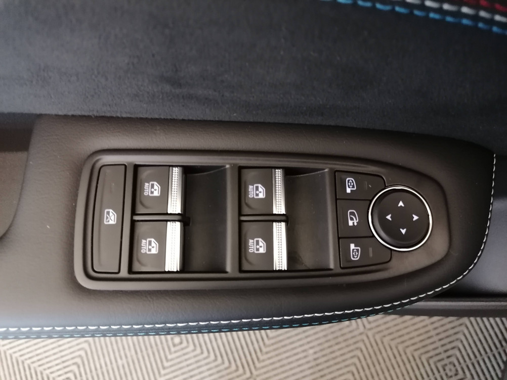 Acheter Renault Arkana Arkana E-Tech full hybrid 145 GSR2 esprit Alpine 5p occasion dans les concessions du Groupe Faurie
