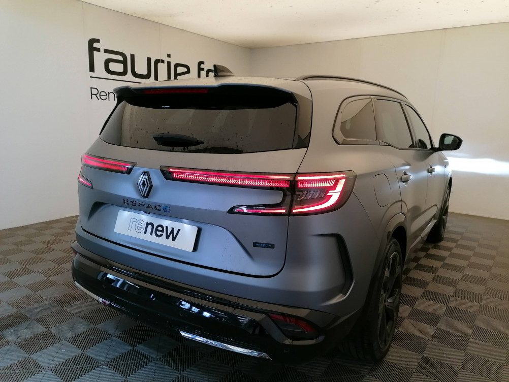 Acheter Renault Espace 6 Espace E-Tech hybrid 200 esprit Alpine 5p occasion dans les concessions du Groupe Faurie