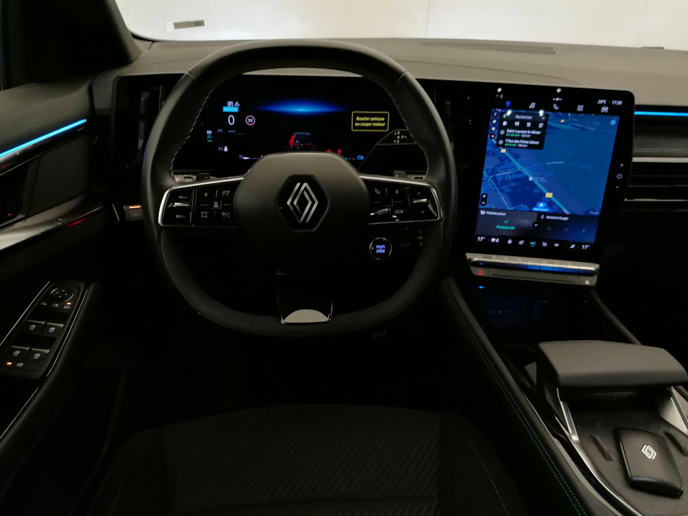 Acheter Renault Espace 6 Espace E-Tech hybrid 200 esprit Alpine 5p occasion dans les concessions du Groupe Faurie