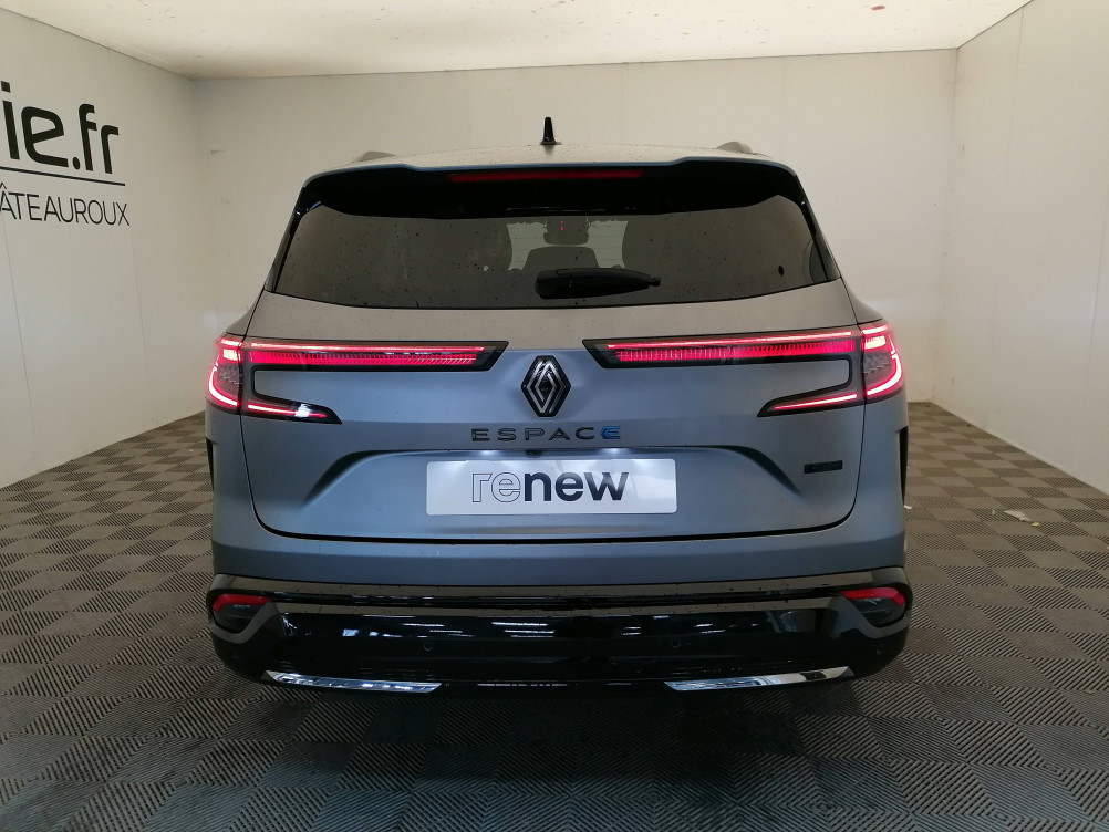 Acheter Renault Espace 6 Espace E-Tech hybrid 200 esprit Alpine 5p occasion dans les concessions du Groupe Faurie