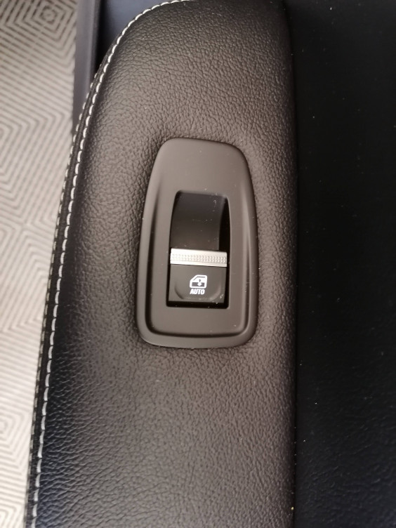 Acheter Renault Arkana Arkana E-Tech hybride 145 - 22 Engineered 5p occasion dans les concessions du Groupe Faurie