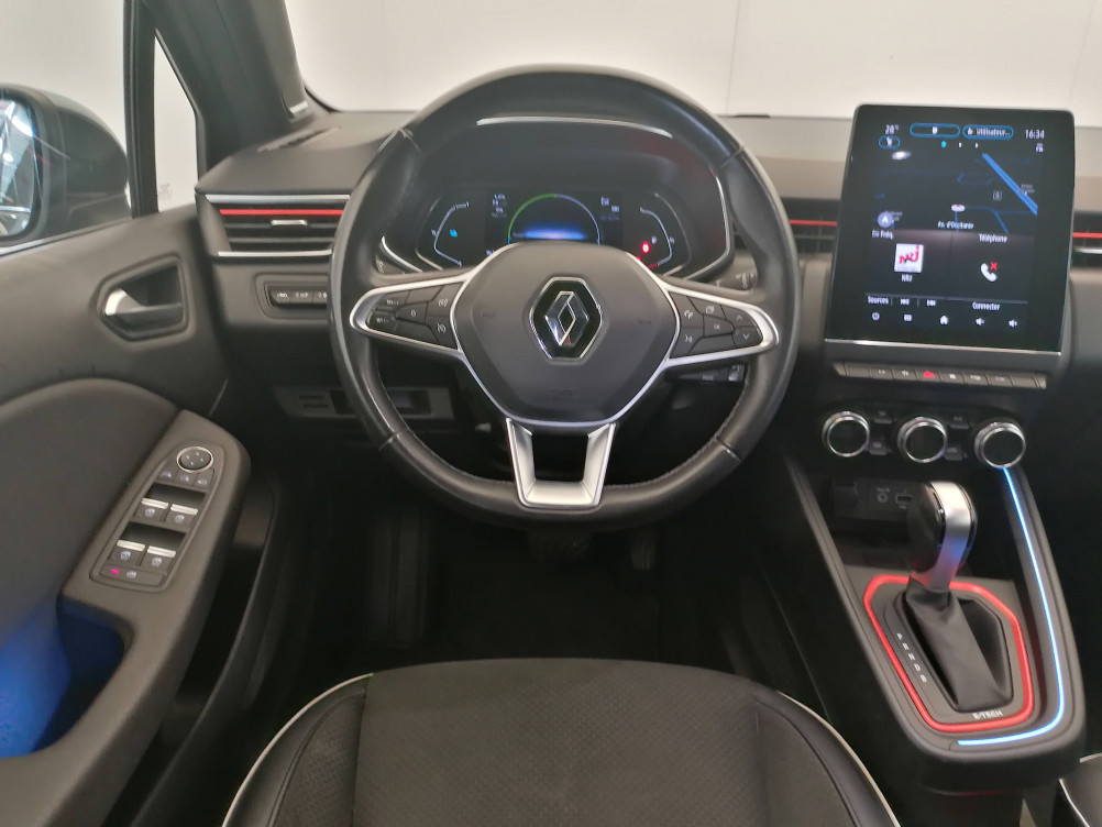 Acheter Renault Clio 5 Clio E-Tech 140 Intens 5p occasion dans les concessions du Groupe Faurie