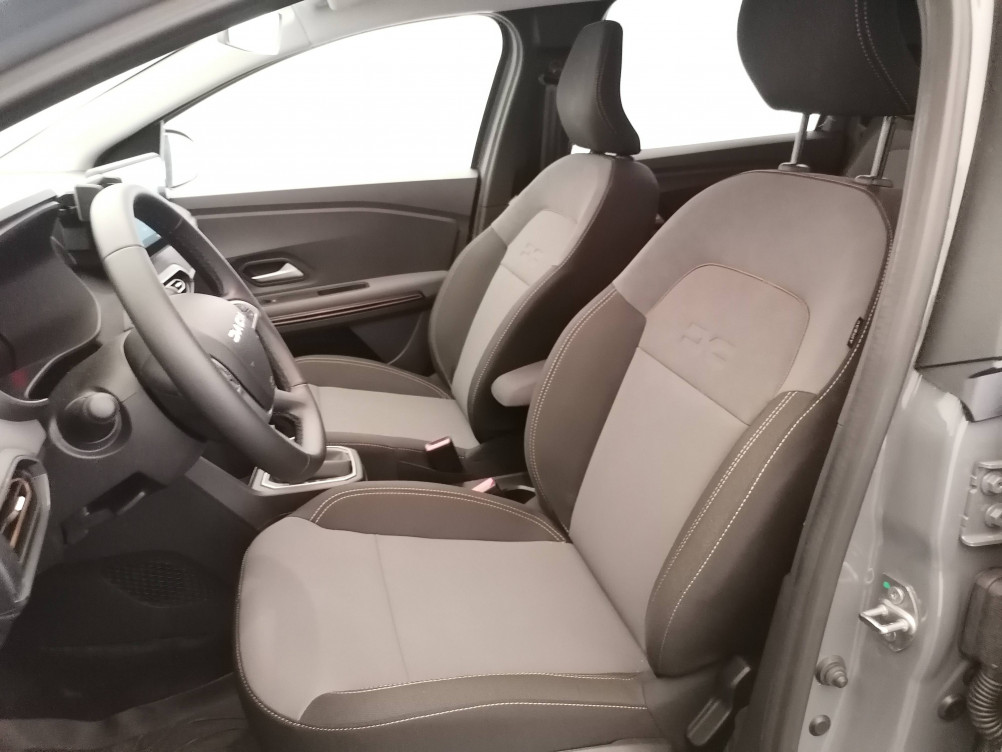 Acheter Dacia Jogger Jogger Hybrid 140 7 places GSR2 Extreme + 5p occasion dans les concessions du Groupe Faurie