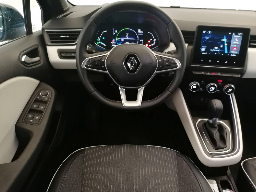 Acheter Renault Clio 5 Clio E-Tech full hybrid 145 Techno 5p occasion dans les concessions du Groupe Faurie