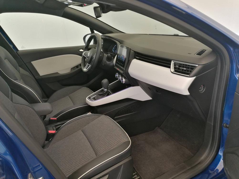 Acheter Renault Clio 5 Clio E-Tech full hybrid 145 Techno 5p occasion dans les concessions du Groupe Faurie