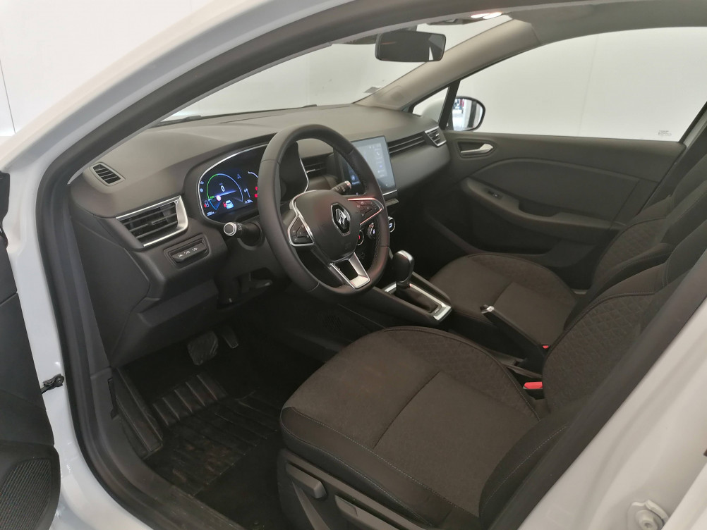 Acheter Renault Clio 5 Clio E-Tech 140 Business 5p occasion dans les concessions du Groupe Faurie