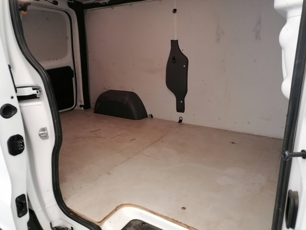 Acheter Renault Trafic 3 TRAFIC FGN L2H1 3000 KG BLUE DCI 130 GRAND CONFORT 4p occasion dans les concessions du Groupe Faurie