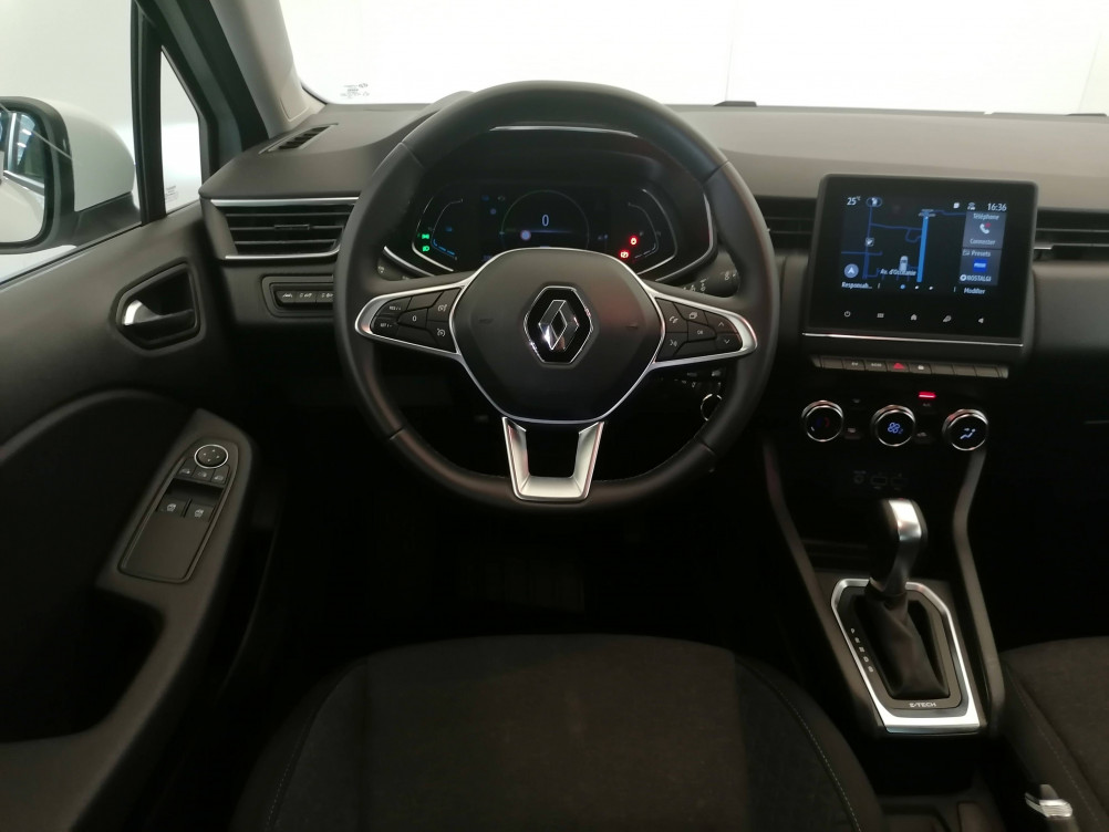 Acheter Renault Clio 5 Clio E-Tech 140 Business 5p occasion dans les concessions du Groupe Faurie