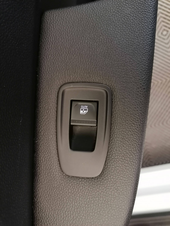 Acheter Renault Clio 5 Clio E-Tech 140 Business 5p occasion dans les concessions du Groupe Faurie