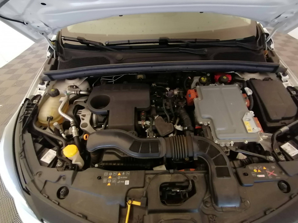 Acheter Renault Clio 5 Clio E-Tech 140 Business 5p occasion dans les concessions du Groupe Faurie