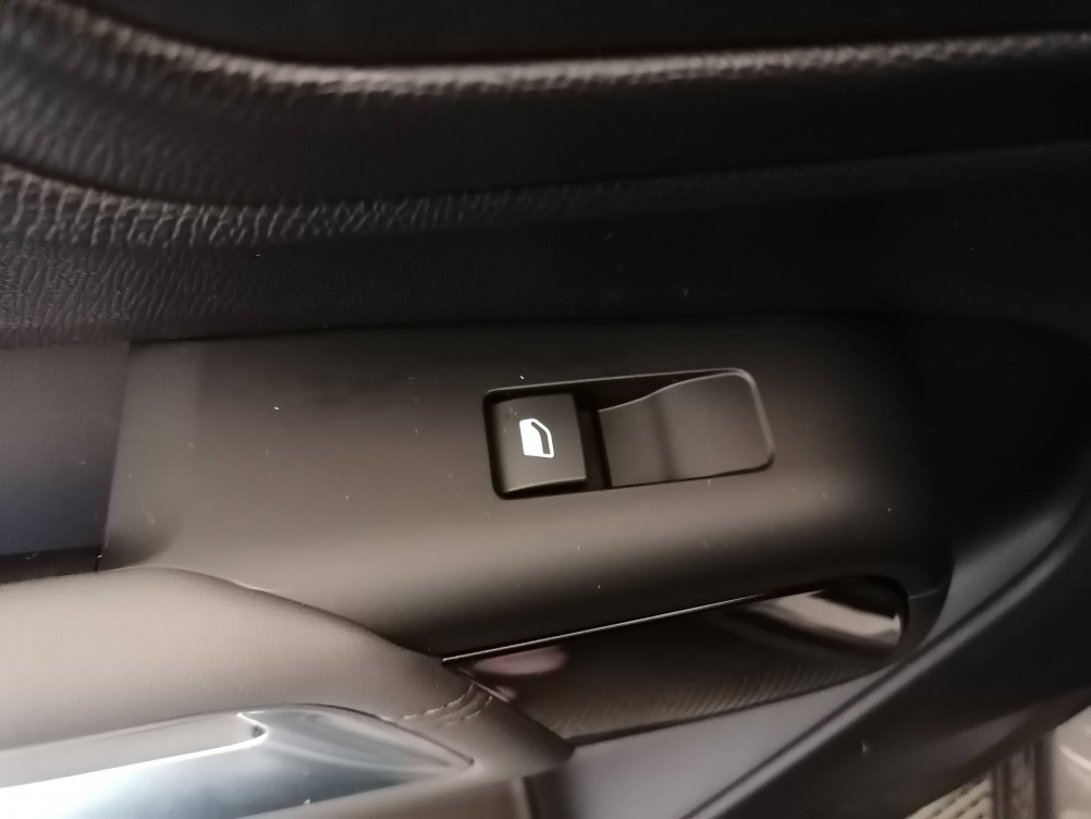 Acheter Citroën C5 Aircross C5 Aircross Hybride Rechargeable 225 S&S e-EAT8 Shine 5p occasion dans les concessions du Groupe Faurie