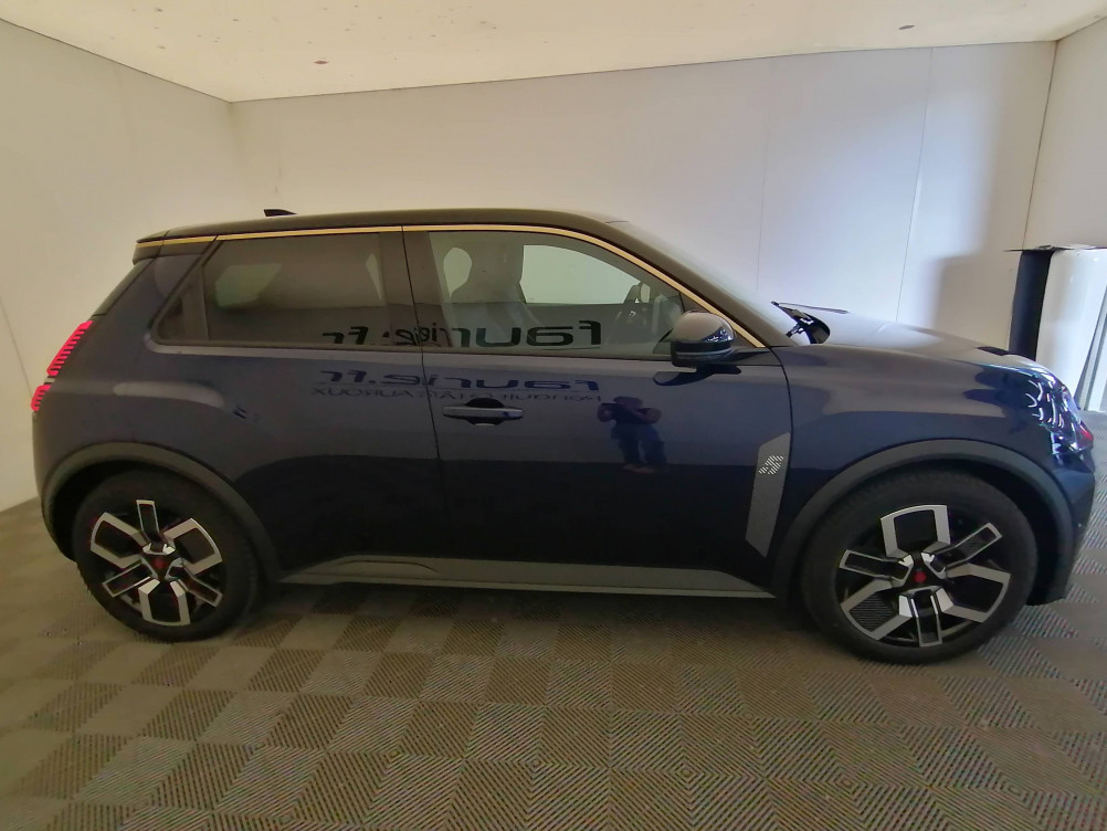 Acheter Renault Renault 5 Renault 5 E-Tech Electrique 150 ch autonomie confort Techno 5p occasion dans les concessions du Groupe Faurie