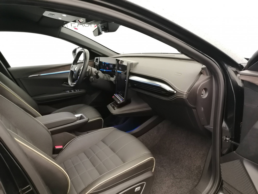Acheter Renault Megane E-Tech Megane E-Tech EV60 220 ch super charge Iconic 5p occasion dans les concessions du Groupe Faurie