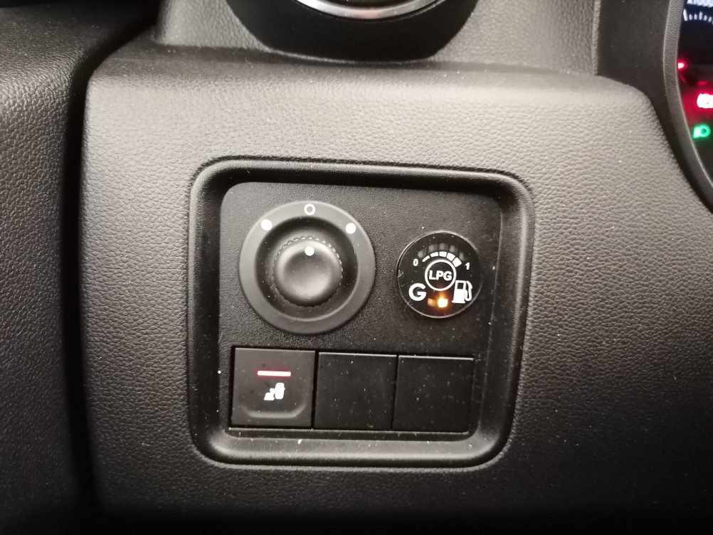 Acheter Dacia Duster Duster ECO-G 100 4x2 15 ans 5p occasion dans les concessions du Groupe Faurie