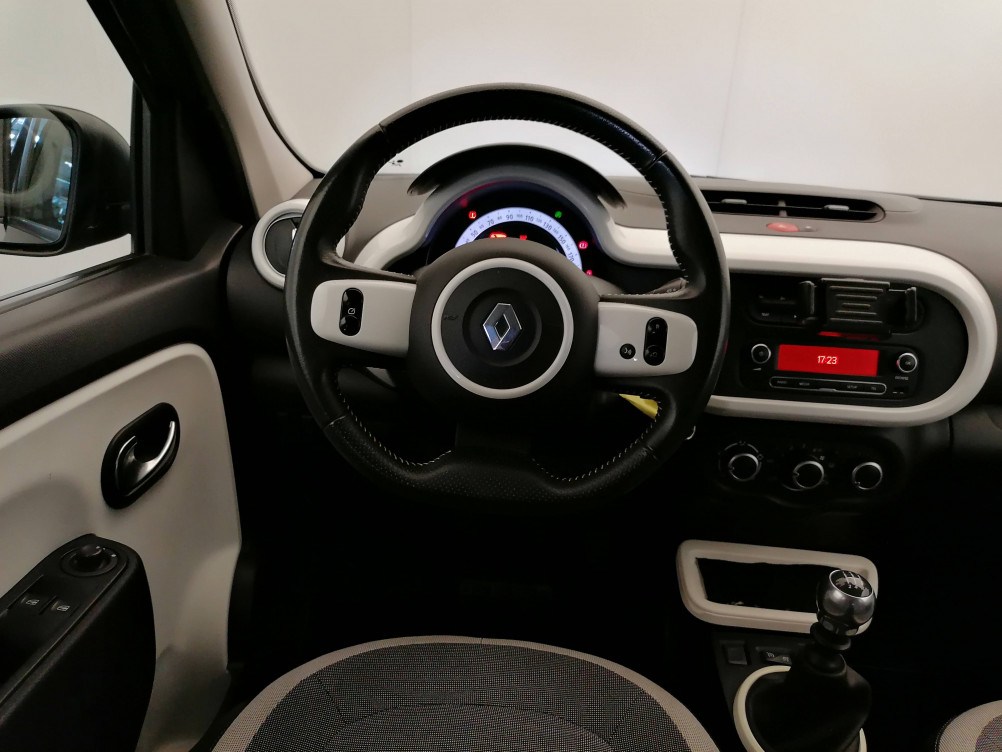 Acheter Renault Twingo 3 Twingo III 0.9 TCe 90 Energy E6C Intens 5p occasion dans les concessions du Groupe Faurie