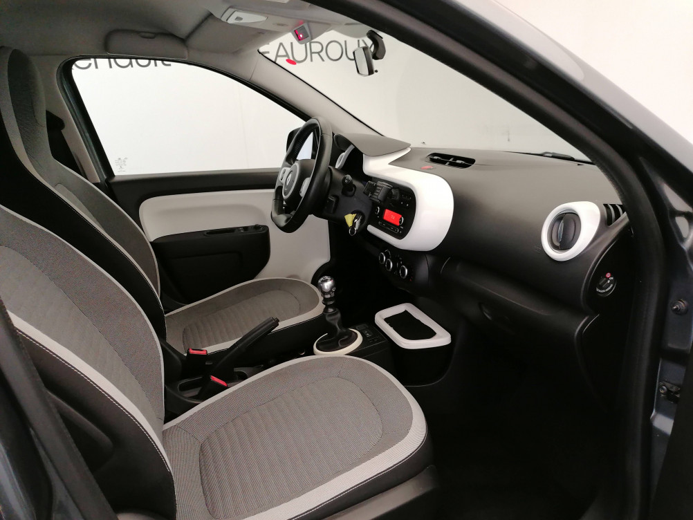 Acheter Renault Twingo 3 Twingo III 0.9 TCe 90 Energy E6C Intens 5p occasion dans les concessions du Groupe Faurie