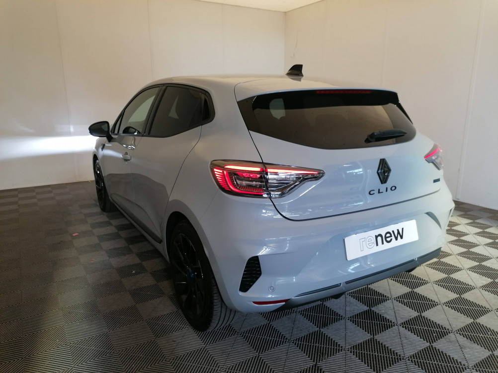 Acheter Renault Clio 5 Clio E-Tech full hybrid 145 ch GSR2 Esprit Alpine 5p occasion dans les concessions du Groupe Faurie