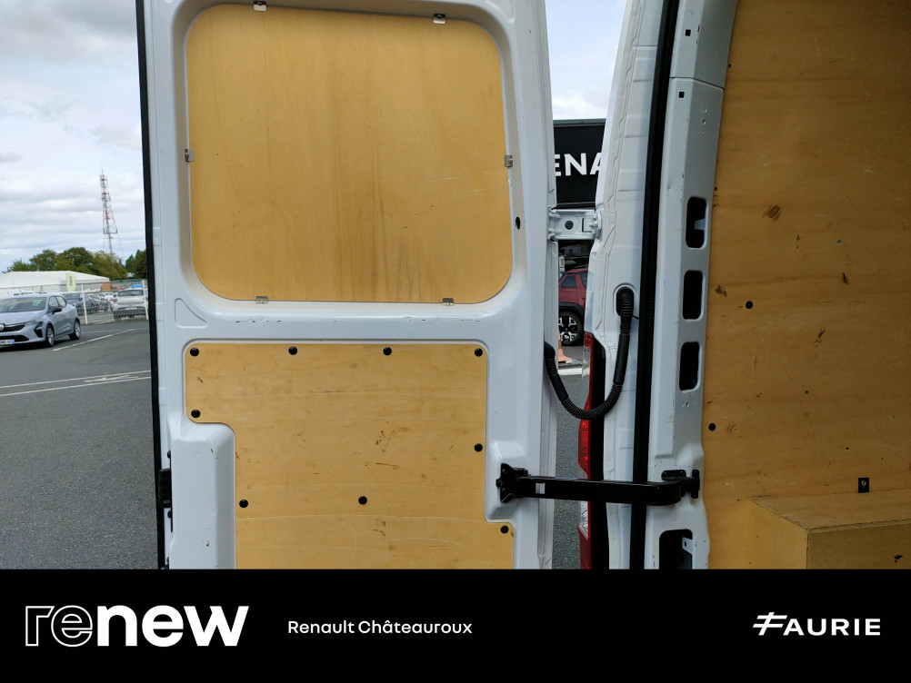 Acheter Renault Master 3 MASTER FGN TRAC F3500 L3H3 BLUE DCI 135 CONFORT 4p occasion dans les concessions du Groupe Faurie