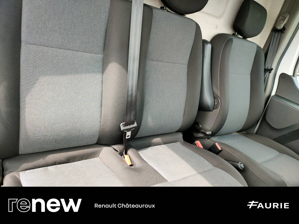 Acheter Renault Master 3 MASTER FGN TRAC F3500 L3H3 BLUE DCI 135 CONFORT 4p occasion dans les concessions du Groupe Faurie