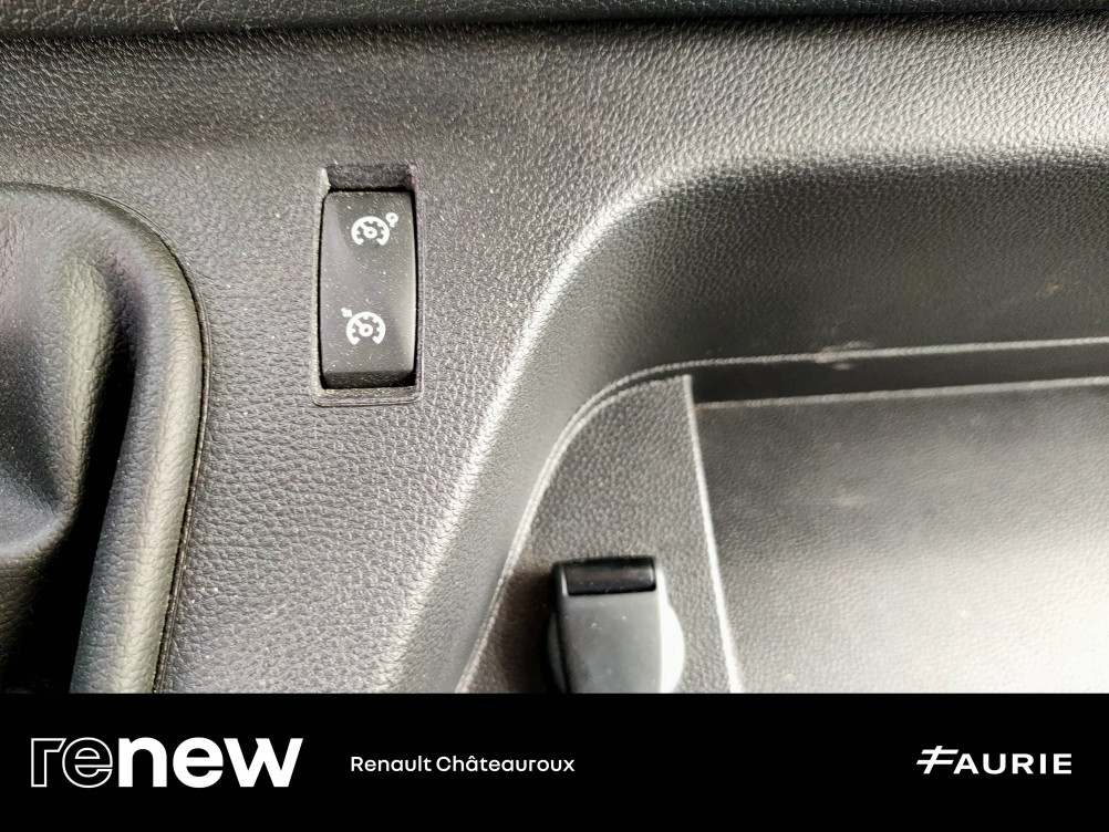 Acheter Renault Master 3 MASTER FGN TRAC F3500 L3H3 BLUE DCI 135 CONFORT 4p occasion dans les concessions du Groupe Faurie