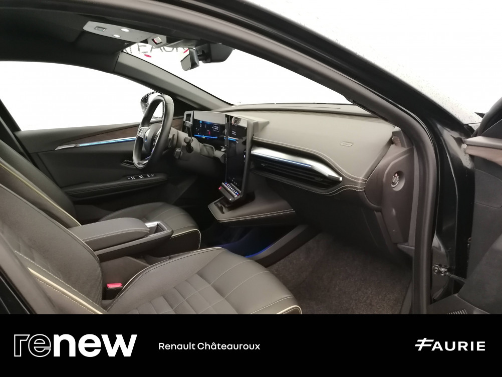 Acheter Renault Megane E-Tech Megane E-Tech EV60 220 ch super charge Iconic 5p occasion dans les concessions du Groupe Faurie