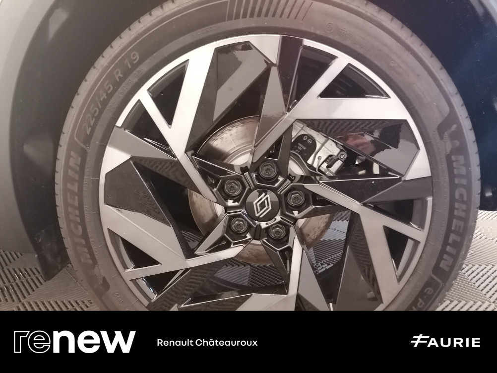 Acheter Renault Captur 2 Captur E-Tech full hybrid 145 ch esprit Alpine 5p occasion dans les concessions du Groupe Faurie