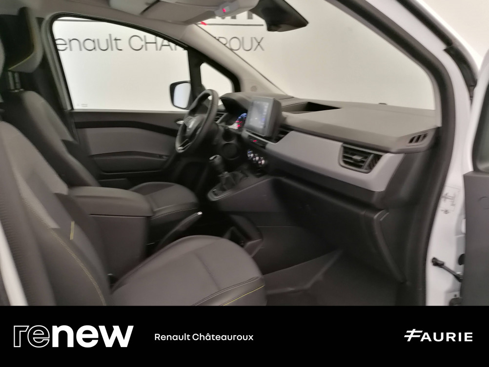 Acheter Renault Kangoo 3 KANGOO VAN TCE 130 EXTRA SESAME OUVRE TOI - 22 5p occasion dans les concessions du Groupe Faurie