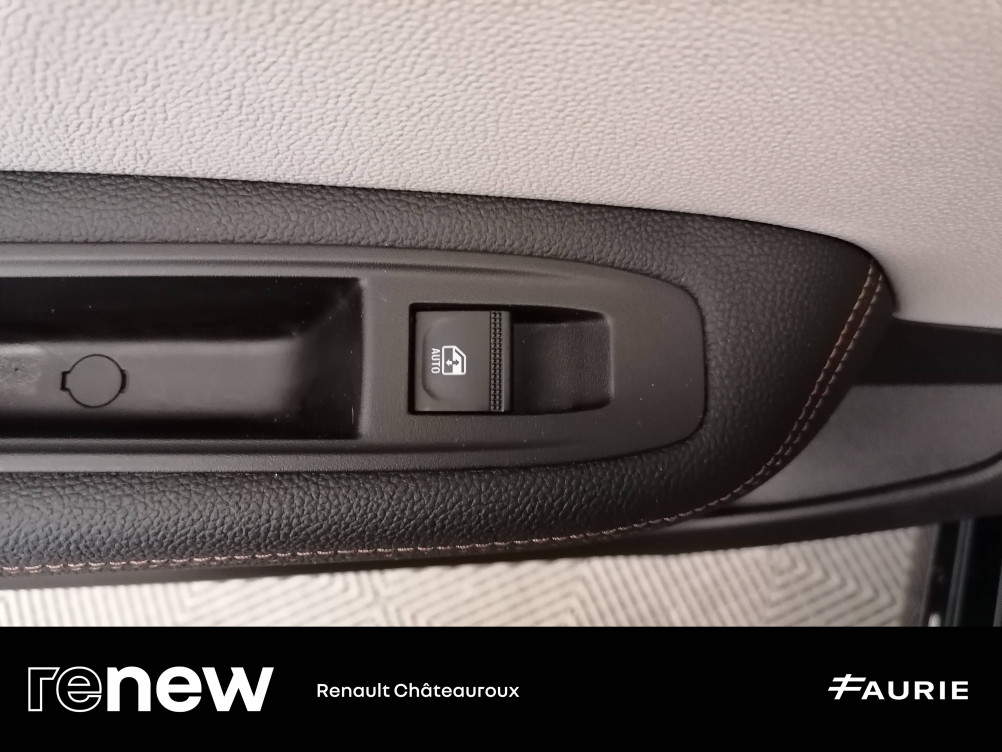 Acheter Renault Clio 5 Clio TCe 140 - 21N Initiale Paris 5p occasion dans les concessions du Groupe Faurie