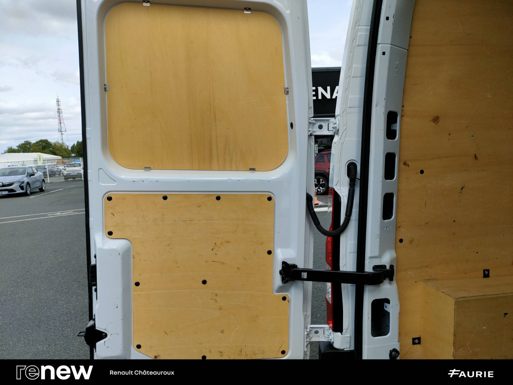 Acheter Renault Master 3 MASTER FGN TRAC F3500 L3H3 BLUE DCI 135 CONFORT 4p occasion dans les concessions du Groupe Faurie