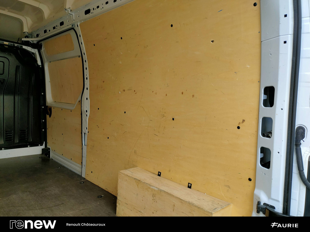 Acheter Renault Master 3 MASTER FGN TRAC F3500 L3H3 BLUE DCI 135 CONFORT 4p occasion dans les concessions du Groupe Faurie