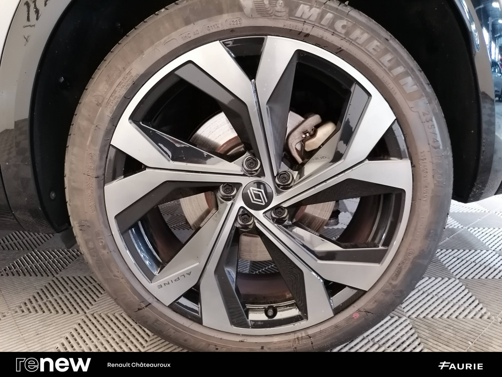 Acheter Renault Espace 6 Espace E-Tech hybrid 200 esprit Alpine 5p occasion dans les concessions du Groupe Faurie