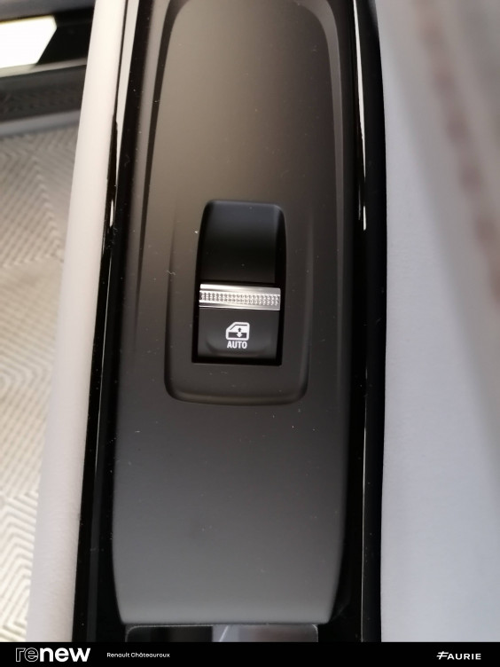 Acheter Renault Espace 6 Espace E-Tech full hybrid 200 GSR2 Iconic 5p occasion dans les concessions du Groupe Faurie