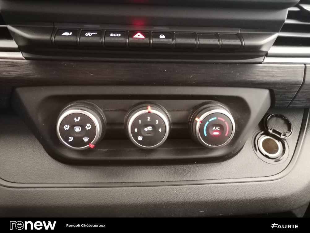Acheter Renault Trafic 3 TRAFIC FGN L2H1 3000 KG BLUE DCI 130 GRAND CONFORT 4p occasion dans les concessions du Groupe Faurie