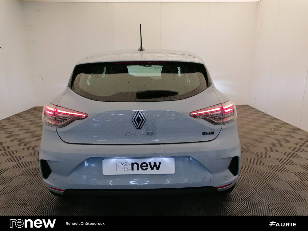 Acheter Renault Clio 5 Clio E-Tech full hybrid 145 ch GSR2 Evolution 5p occasion dans les concessions du Groupe Faurie