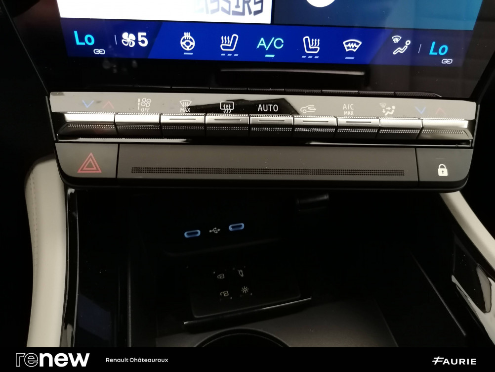 Acheter Renault Espace 6 Espace E-Tech full hybrid 200 GSR2 Iconic 5p occasion dans les concessions du Groupe Faurie