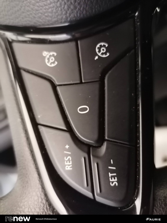 Acheter Renault Trafic 3 Trafic L2 dCi 150 Energy S&S EDC Zen 4p occasion dans les concessions du Groupe Faurie