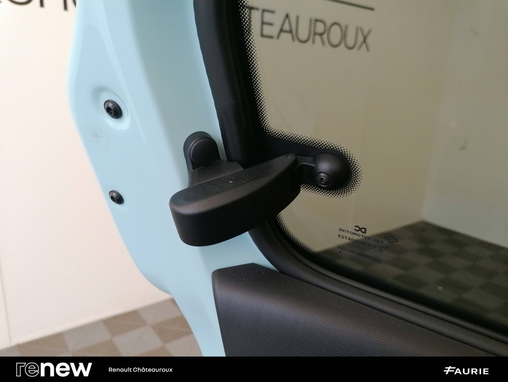 Acheter Renault Twingo Electrique Twingo III E-Tech Techno 5p occasion dans les concessions du Groupe Faurie