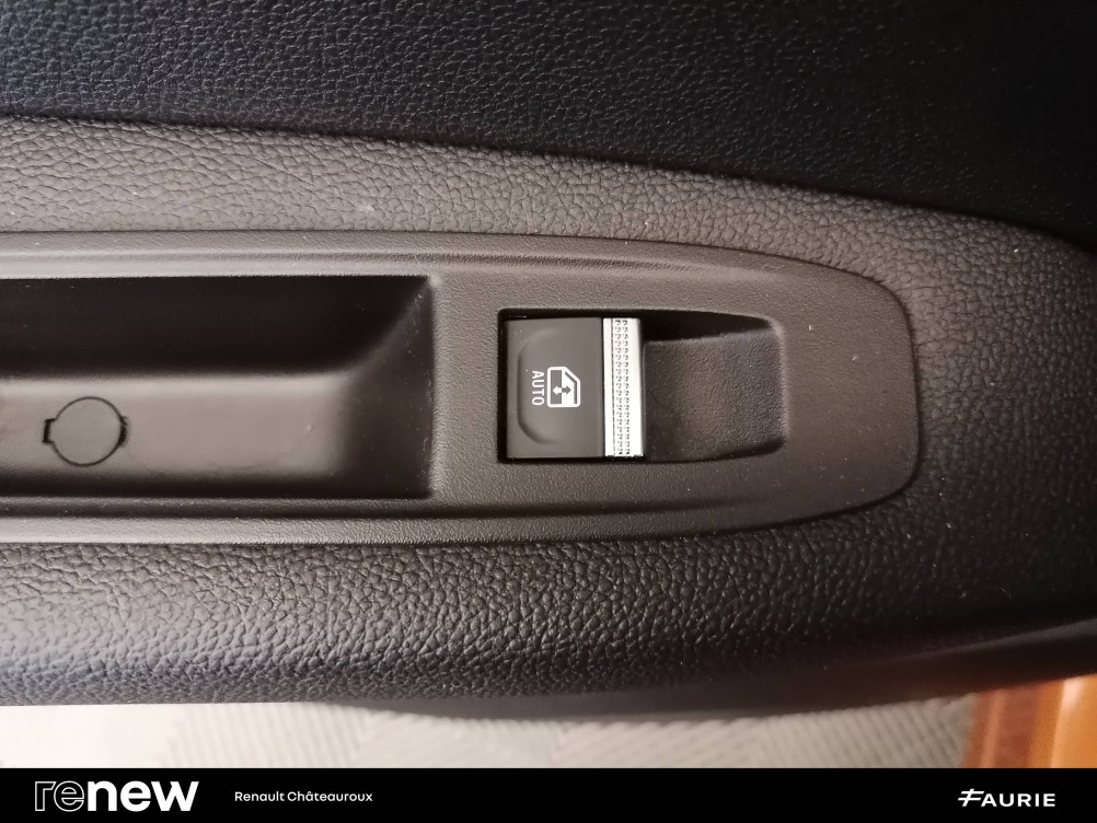 Acheter Renault Captur 2 Captur E-Tech Plug-in 160 - 21 Intens 5p occasion dans les concessions du Groupe Faurie