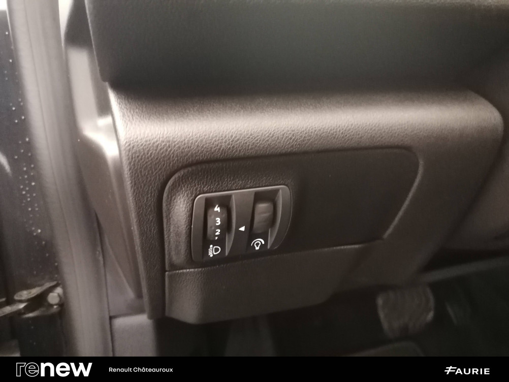 Acheter Renault Megane E-Tech Mégane IV Berline TCe 140 EDC FAP - 21N Business 5p occasion dans les concessions du Groupe Faurie