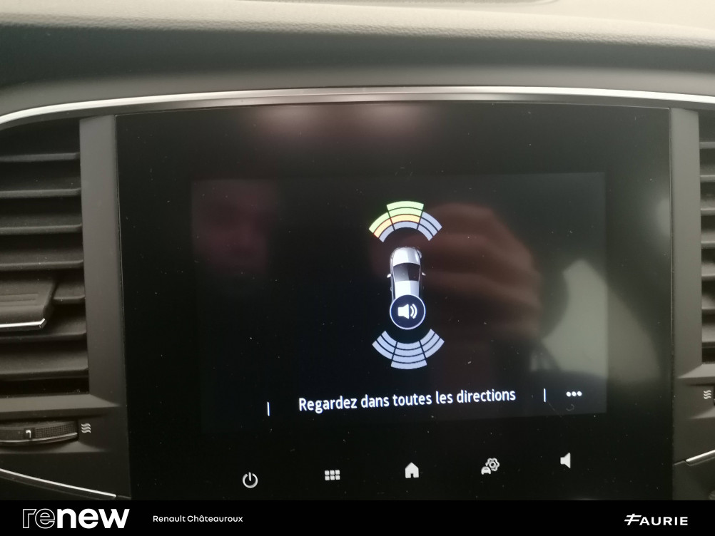 Acheter Renault Megane 4 Mégane IV Berline Blue dCi 115 - 21B Business 5p occasion dans les concessions du Groupe Faurie