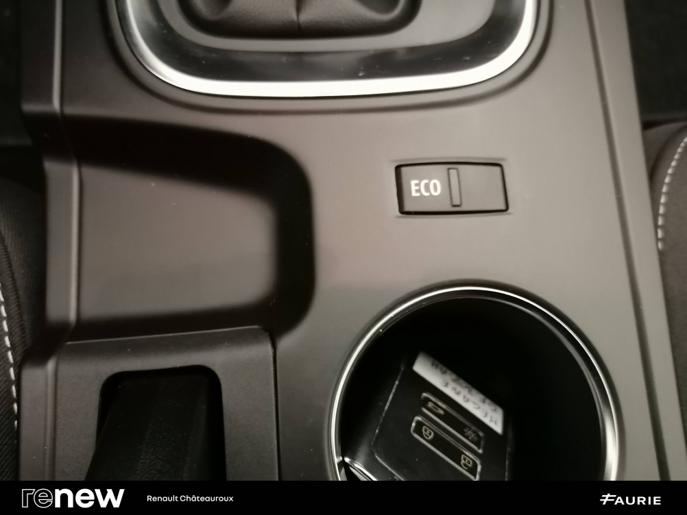 Acheter Renault Megane E-Tech Mégane IV Berline TCe 140 EDC FAP - 21N Business 5p occasion dans les concessions du Groupe Faurie