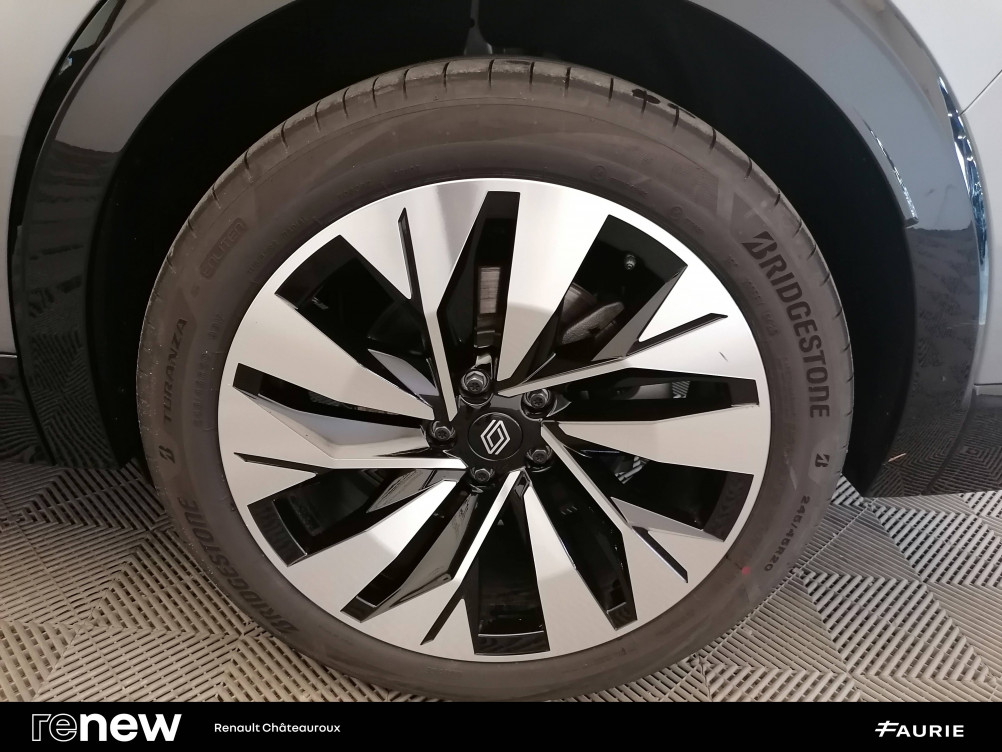 Acheter Renault Rafale Rafale E-Tech full hybrid 200ch Techno 5p occasion dans les concessions du Groupe Faurie