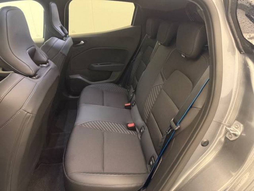 Acheter Renault Clio 5 Clio E-Tech full hybrid 145 ch GSR2 Esprit Alpine 5p neuf dans les concessions du Groupe Faurie