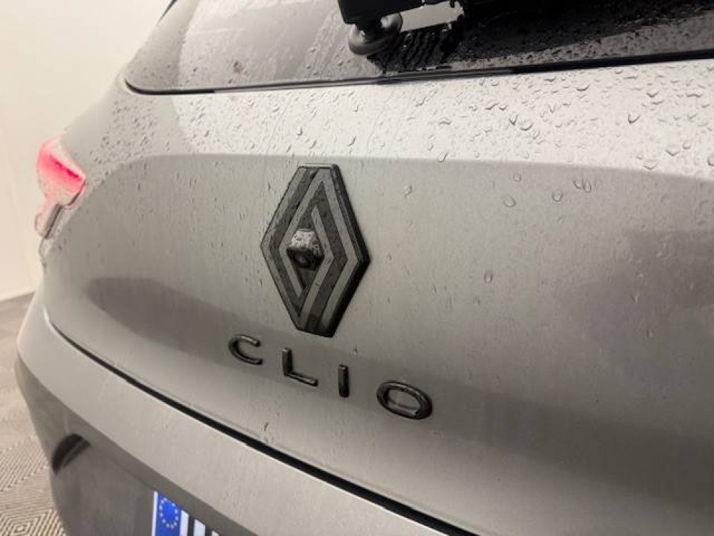 Acheter Renault Clio 5 Clio E-Tech full hybrid 145 ch GSR2 Esprit Alpine 5p neuf dans les concessions du Groupe Faurie
