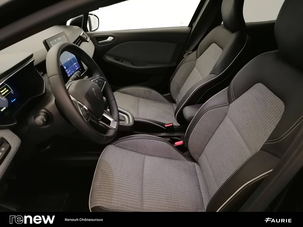 Acheter Renault Clio 5 Clio E-Tech full hybrid 145 ch GSR2 Techno 5p occasion dans les concessions du Groupe Faurie