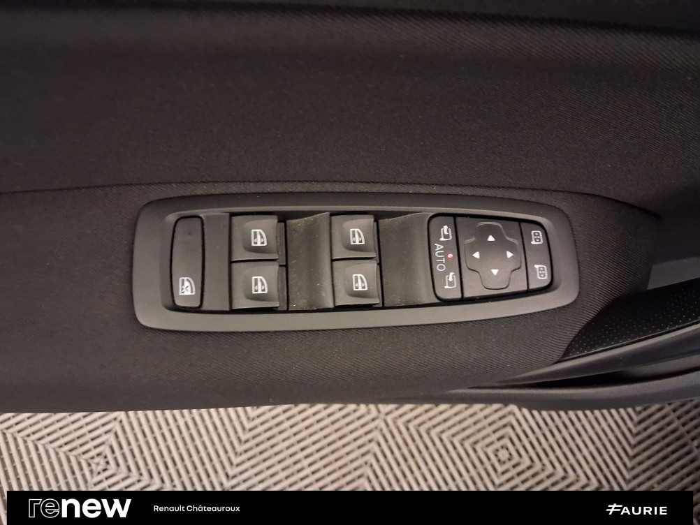 Acheter Renault Megane 4 Mégane IV Berline TCe 115 FAP Business 5p occasion dans les concessions du Groupe Faurie