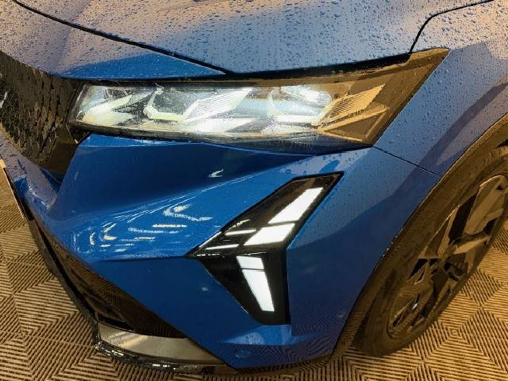 Acheter Renault Rafale Rafale E-Tech full hybrid 200ch esprit Alpine 5p neuf dans les concessions du Groupe Faurie